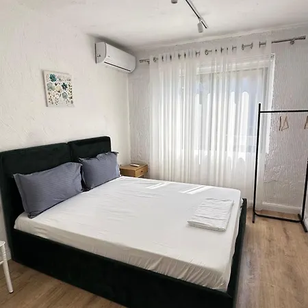 Πανσιόν New Bazaar Τίρανα