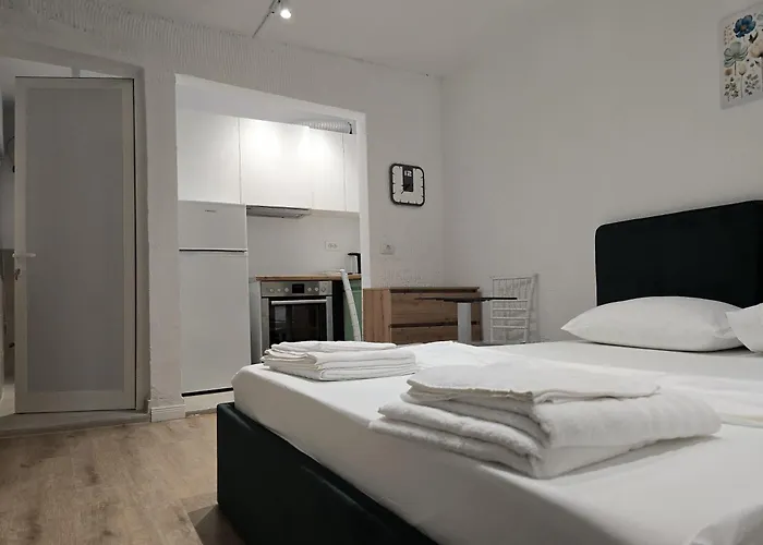 New Bazaar Gasthuis 3*