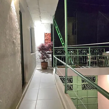 New Bazaar Guest house Tirana