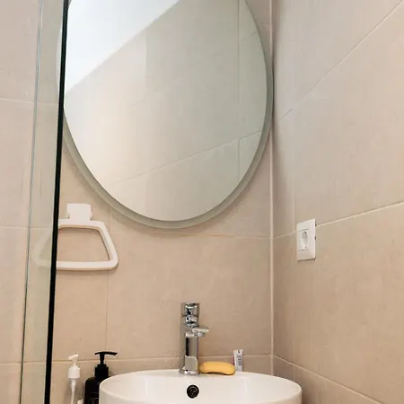 New Bazaar Гостевой дом Тирана