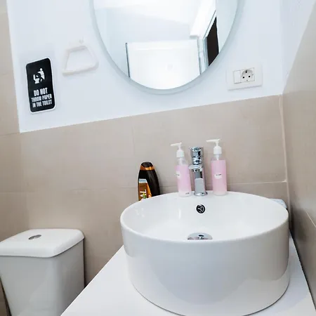 Гостевой дом New Bazaar Тирана