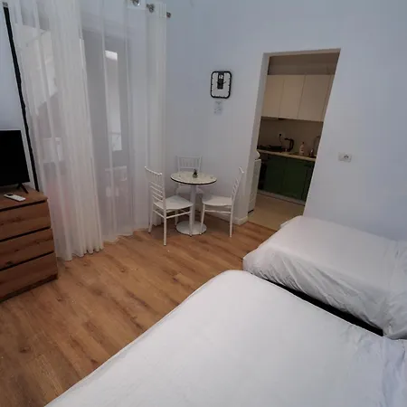 New Bazaar 3* Тирана