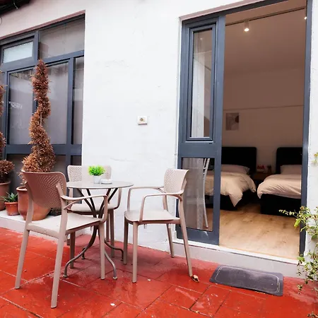 Gasthuis New Bazaar Tirana