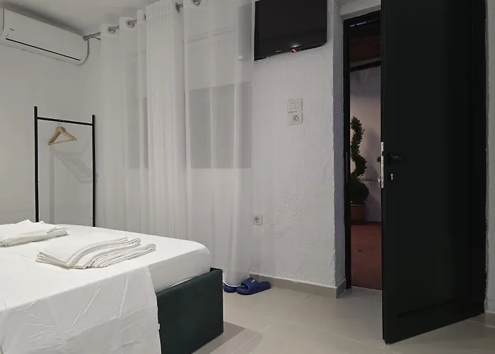 New Bazaar 3* Tirana