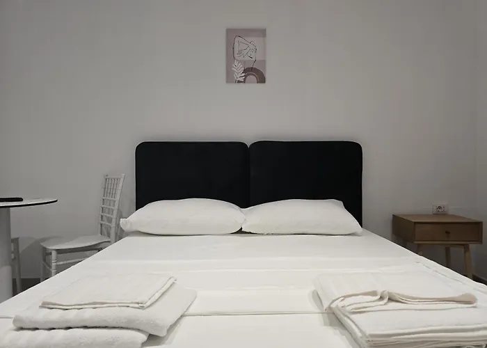 New Bazaar Vendégház Tirana