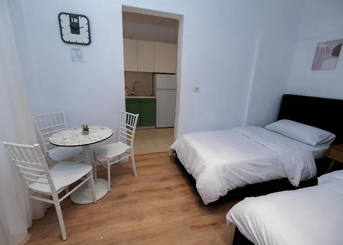 New Bazaar 3* Tirana